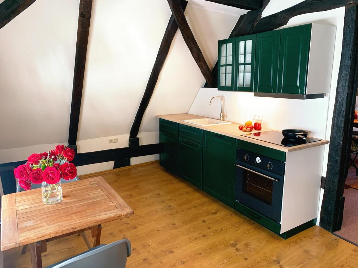 Historische Ferienwohnung Mit Kamin In Lich المظهر الخارجي الصورة