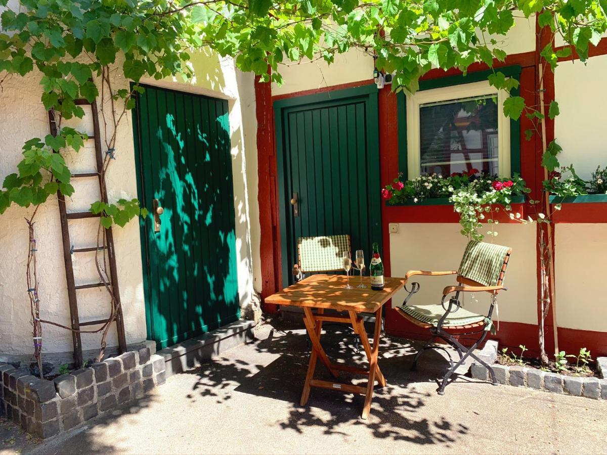 Historische Ferienwohnung Mit Kamin In Lich المظهر الخارجي الصورة